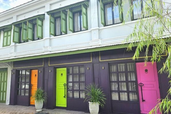 รูปภาพที่ไม่ได้จัดประเภท, 1 จาก 18, ปุ่ม