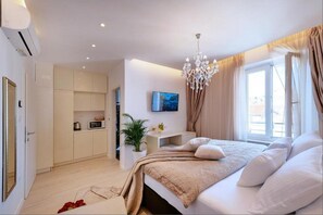 1 chambre, fer et planche à repasser, accès au Wi-Fi (inclus)