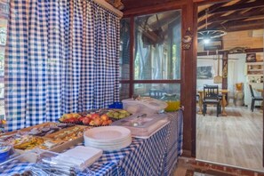 تناول الطعام