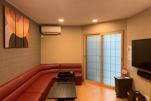Unclassified image, 3 of 13, button - Yadoya Yumeji Game Themed Japanese Style House (Tokyo)
