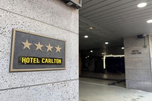 Unclassified image, 2 of 49, button - Carlton Hotel (Incheon)