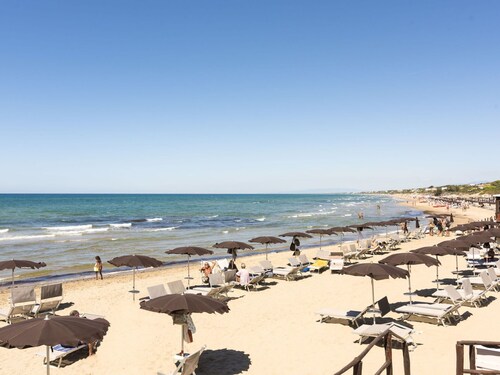 Estupenda casa de vacaciones  para 2 personas con WIFI, A/C, TV y mascotas permitida