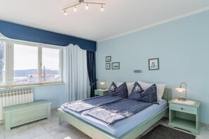 1 bedroom, iron/ironing board, free WiFi