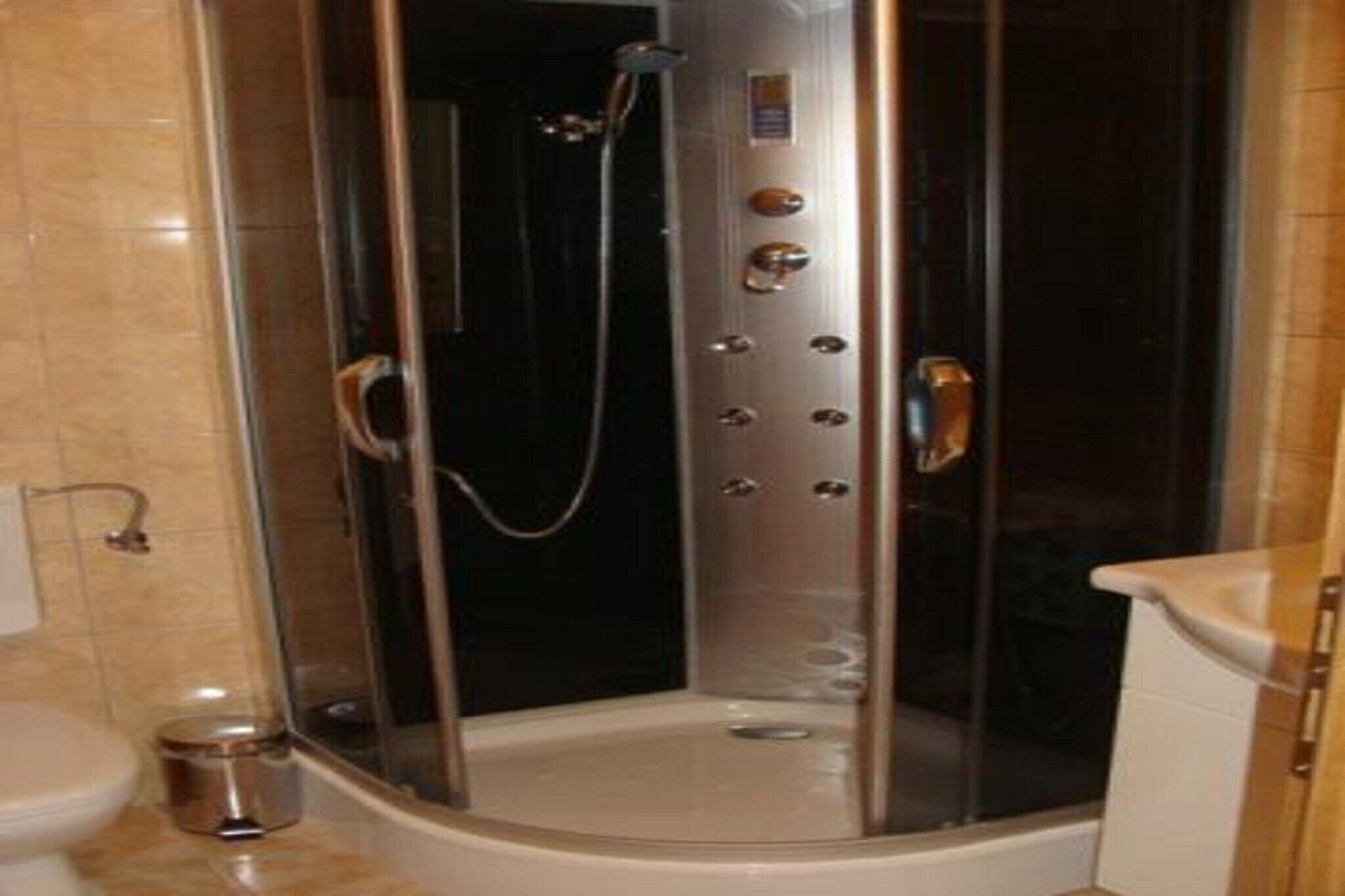 Chuveiro, secador de cabelo