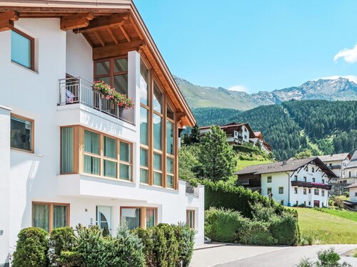 Schöne Wohnung für 4 Leute mit  W-LAN, TV, Terrasse und Haustiere erlaubt