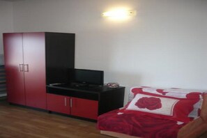 Free WiFi - Apartments Višnja - Standard One Bedroom Apartment (Klek)