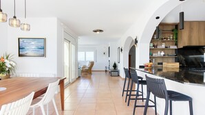 Dining - Belle vue by Interhome (Palau Savardera)