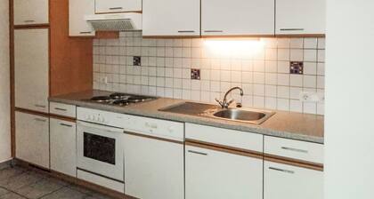 Cosy apartment for 4 guests with WIFI, TV, terrace and pets allowed