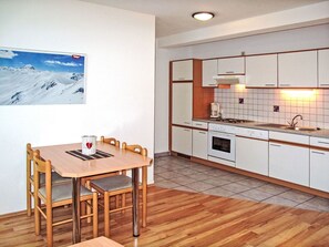 Microwave, oven, dishwasher