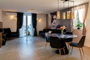 تناول الطعام