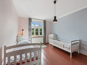 1 chambre, accès au Wi-Fi (inclus), literie fournie