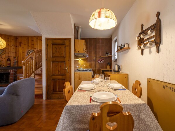 تناول الطعام