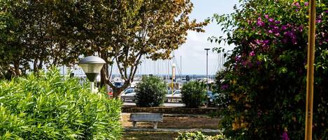 Jardines del alojamiento