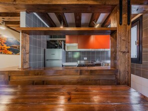 Microwave, oven, dishwasher - Beautiful apartment for 5 guests with WIFI, TV and patio (Carisolo)