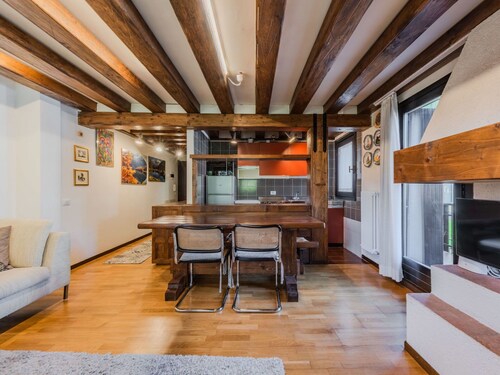 Lovely apartment for 5 guests with WIFI, TV and patio