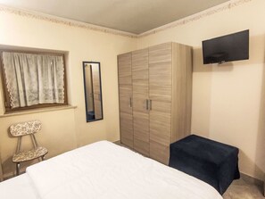 2 Schlafzimmer, Reisekinderbett, kostenloses WLAN