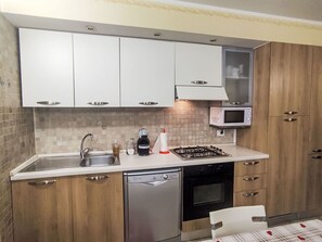 ميكروويف، فرن، غسالة أطباق