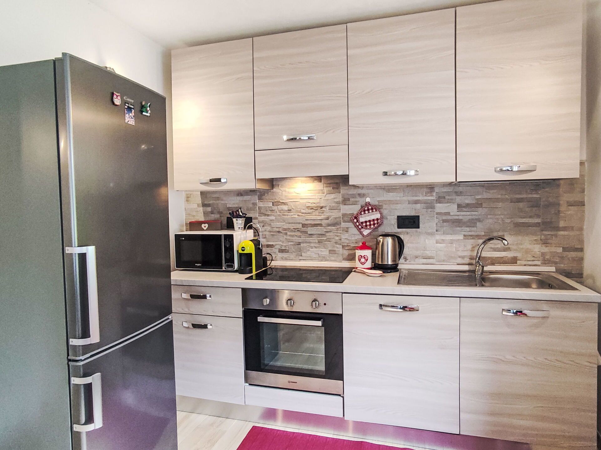 Four à micro-ondes, lave-vaisselle