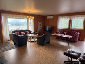 House, 2 Bedrooms | Living area - Great House With a Panoramic View (Aure)