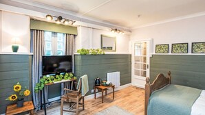 4 soverom, reiseseng for barn og wi-fi (inkludert)