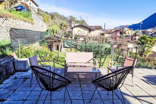 Meubles, Chaise, Mobilier De Jardin, Tableau De Plein Air, Table, Ombre, Jardin, Patio, Arrière-Cour, Table Basse