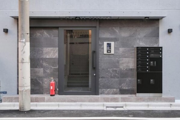 Exterior - Mi-HOTEL ASAKUSA (Tokyo)