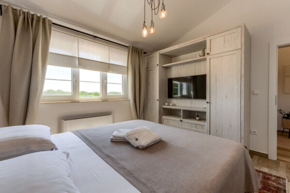 مكواة/لوح كي وواي فاي مجانًا