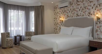 Guest House by Morea