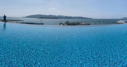 LS Sunset Ocean View Homestay - Jesselton Quay