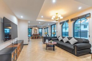 Room - Brunsvigia Pool Villa (Pattaya)