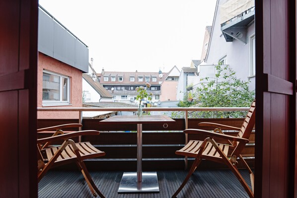 Outdoor dining - Stylish old apartment near Lindentor (Memmingen)