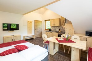 2 bedrooms, free WiFi - The Woodland Nook Apartments Bohinj - Standard Two Bedroom Apartment with Balcony (Bohinj)