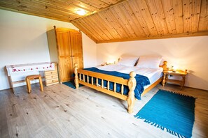 3 間睡房、熨斗/熨衫板