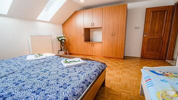 3 chambres, fer et planche Ă repasser, Wi-Fi gratuit