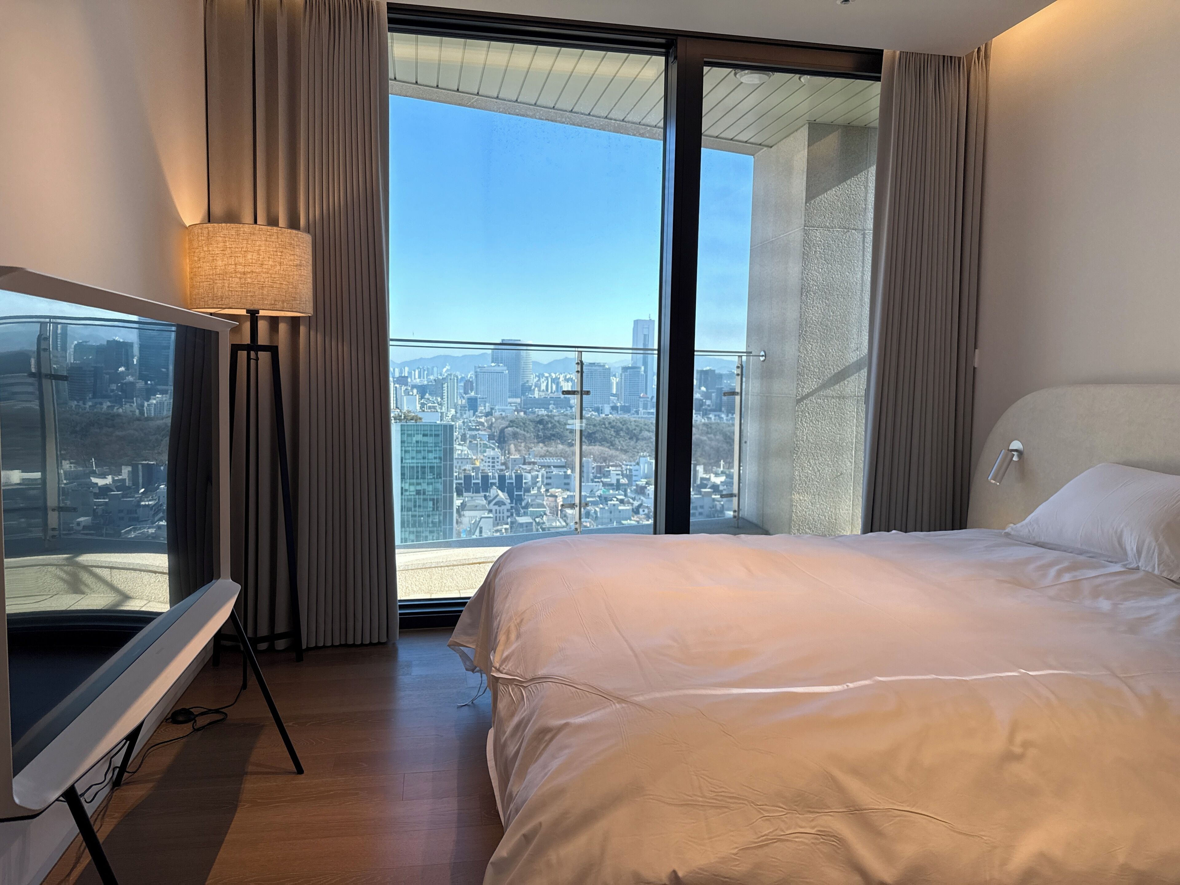 Luxury Penthouse, 3 Bedrooms, City View | Premium bedding, down comforters, memory foam beds