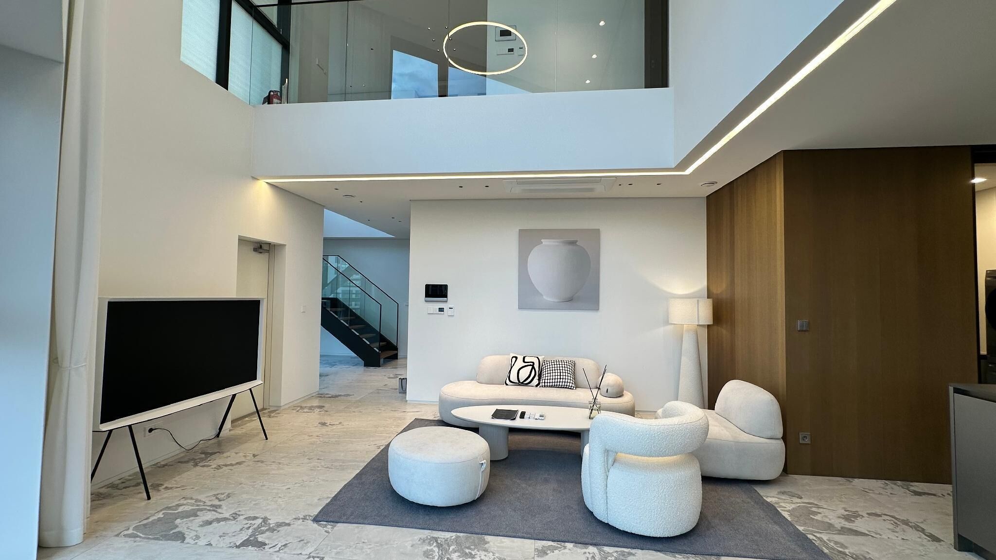 Luxury Penthouse, 3 Bedrooms, City View | Premium bedding, down comforters, memory foam beds