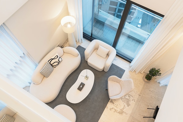 Apartamento superluxo, 2 quartos, sacada | Individualmente decorados, individualmente mobiliados, cortinas blackout