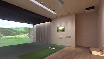 Indoor golf driving range