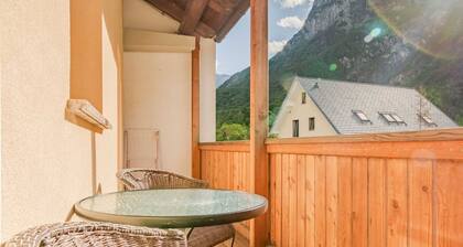 Log pod Mangartom Amazing Apartment with Balcony - One Bedroom Apartment with Balcony