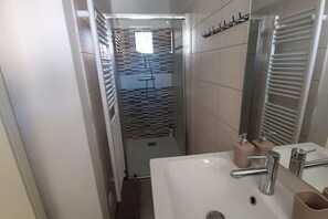 Dusche, Haartrockner
