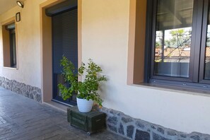 تفاصيل الفندق من الخارج