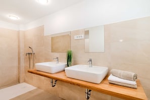 Dusche, Haartrockner