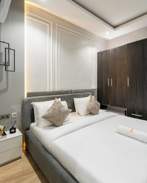 Setrika/meja setrika dan Wi-Fi gratis