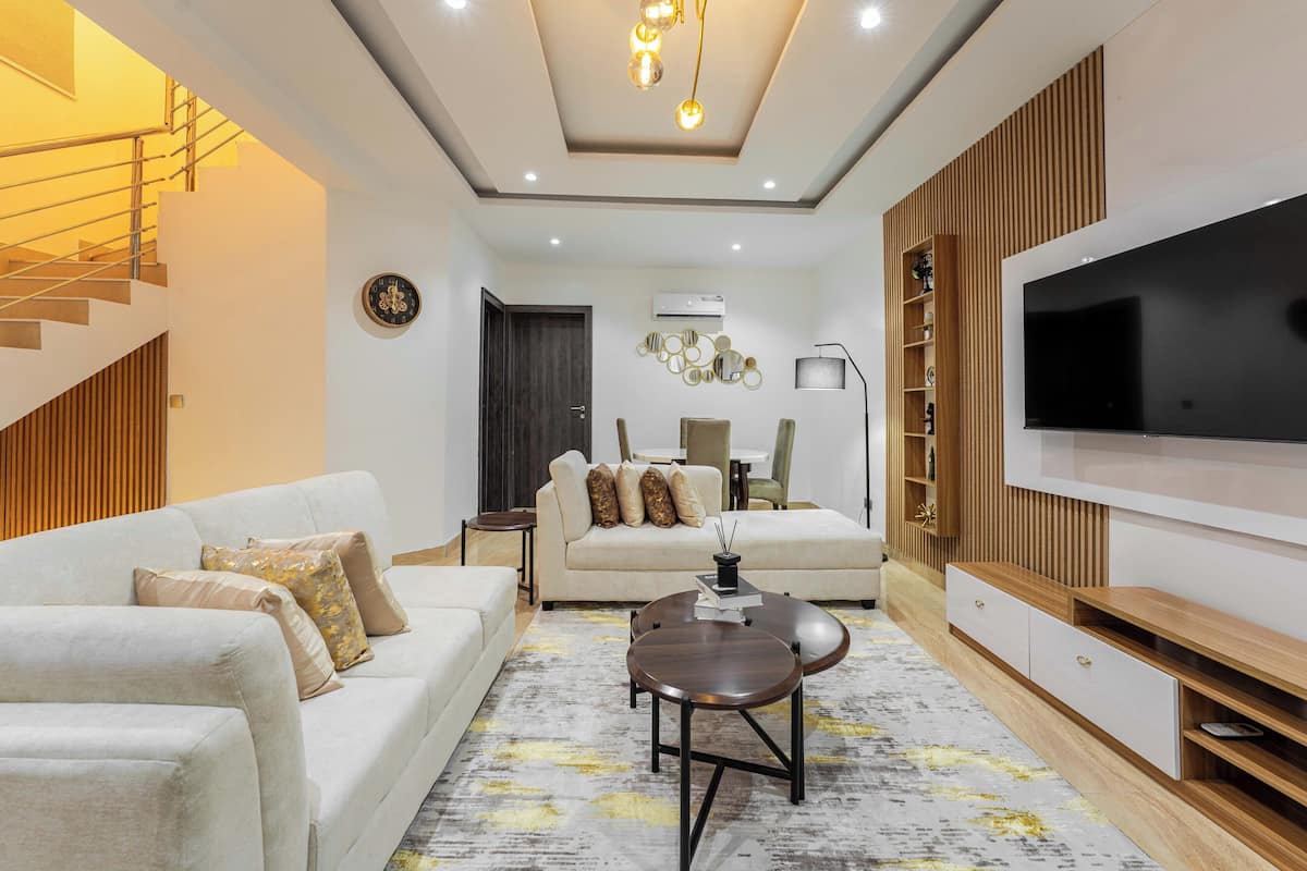 Apartment, Balcony | Living area