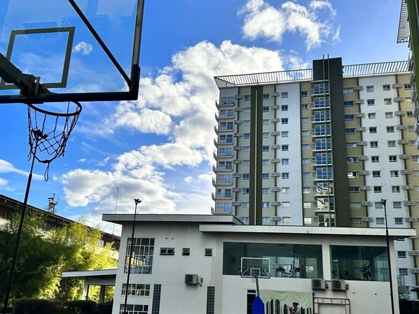 室外游泳池