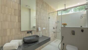Villa | Bathroom