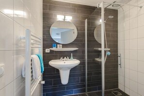 Dusche, Haartrockner