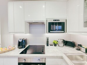 Microwave, oven, stovetop, dishwasher