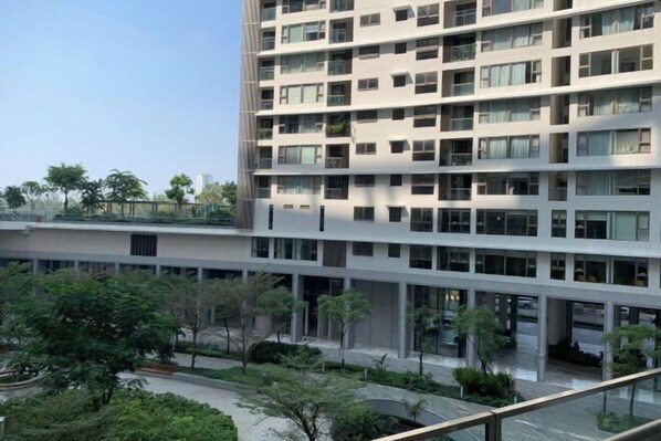 Exterior - StayX Condotel (Ho Chi Minh City)