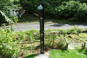 المنطقة المحيطة بالمنشأة